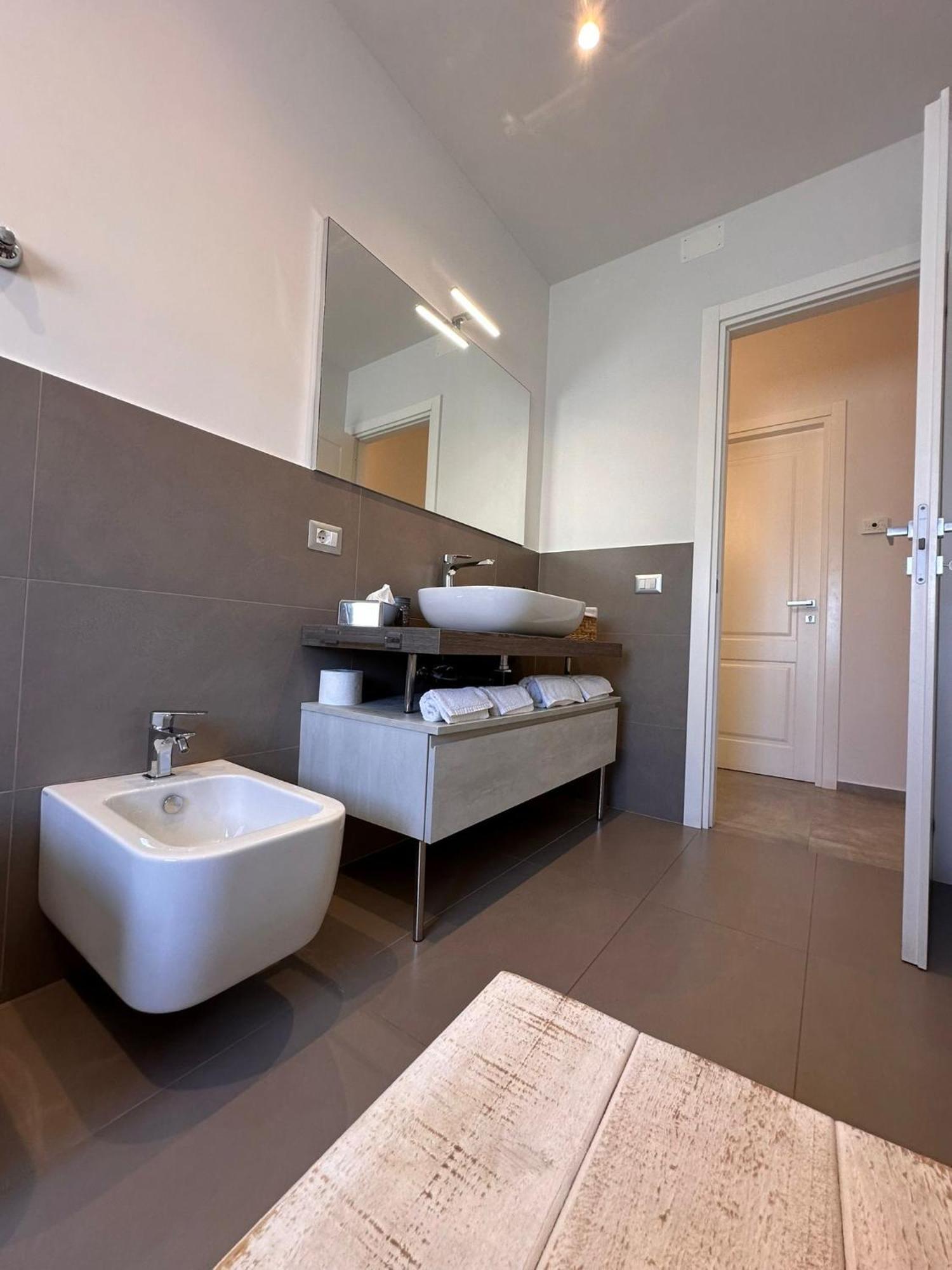 Luxury Sea House Apartment Trapani Bagian luar foto