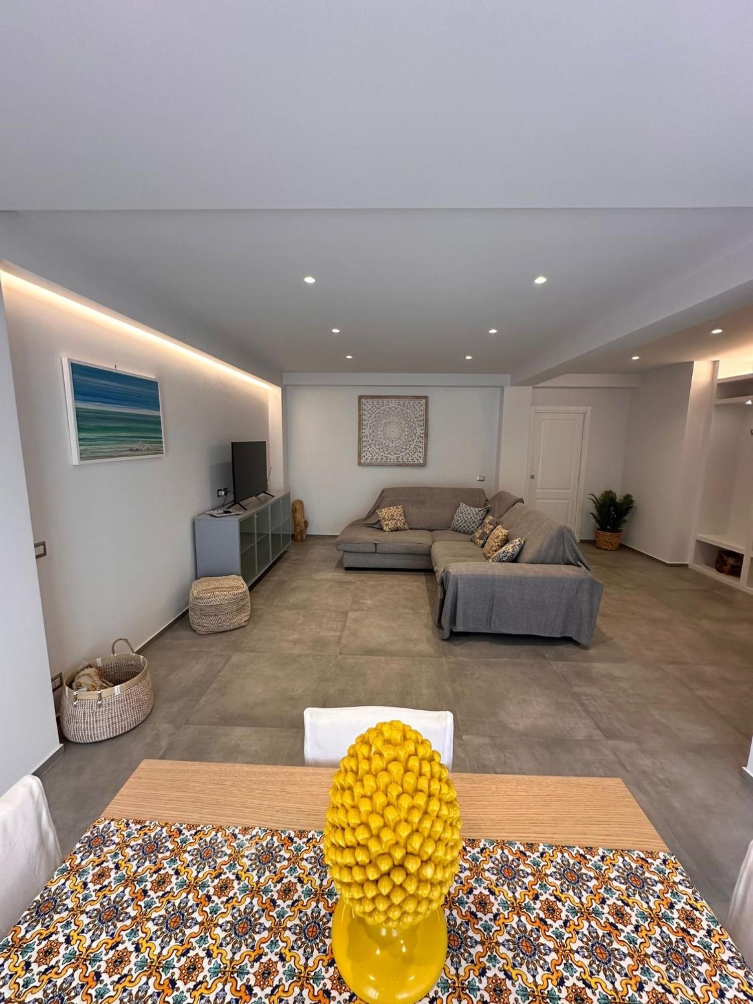 Luxury Sea House Apartment Trapani Bagian luar foto